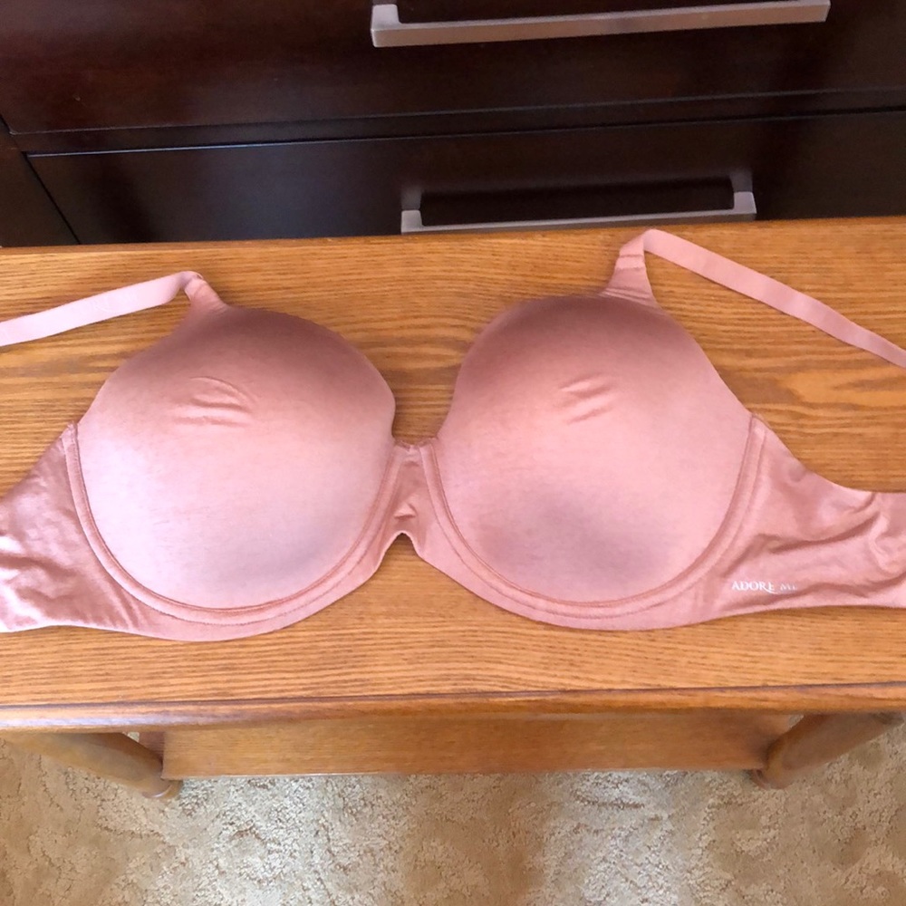 Adore Me T shirt Bra
